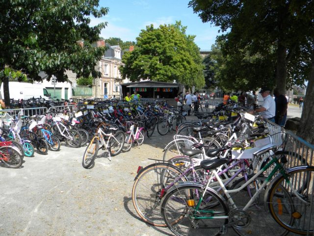 Bourse aux vélo à Laval