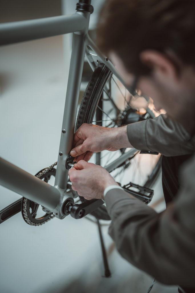 Ampler curt vélo électrique design