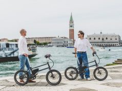 Vello VIA+ : le vélo pliant électrique avec moteur Bosch Hub Line, léger, compact et connecté Vello VIA+, pliant avec moteur Bosch EHub
