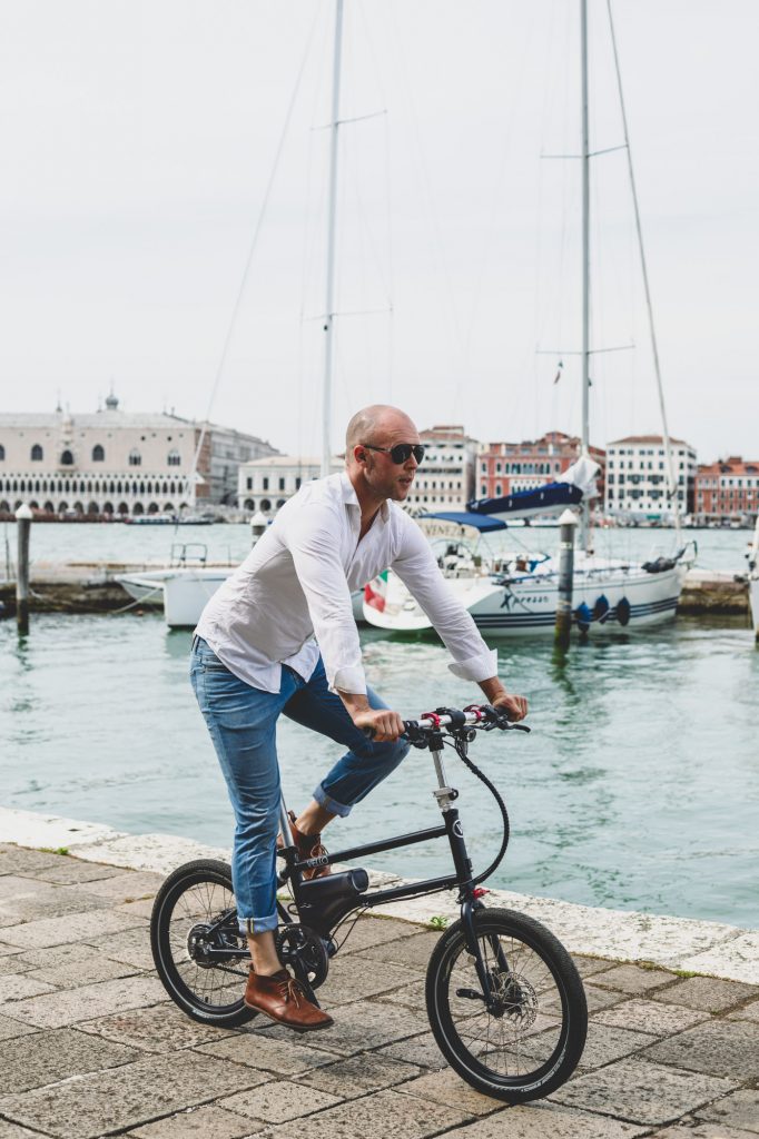 Vello VIA+ pliant avec moteur Bosch moyeu