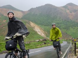 Brompton x and wander : une collection exclusive pour rouler de la ville aux grands espaces Brompton x and wander